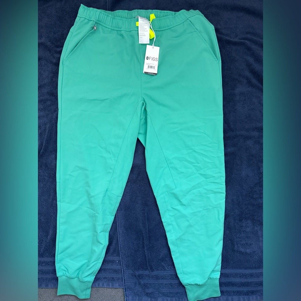 Figs Tansen Scrub Pants (Short)